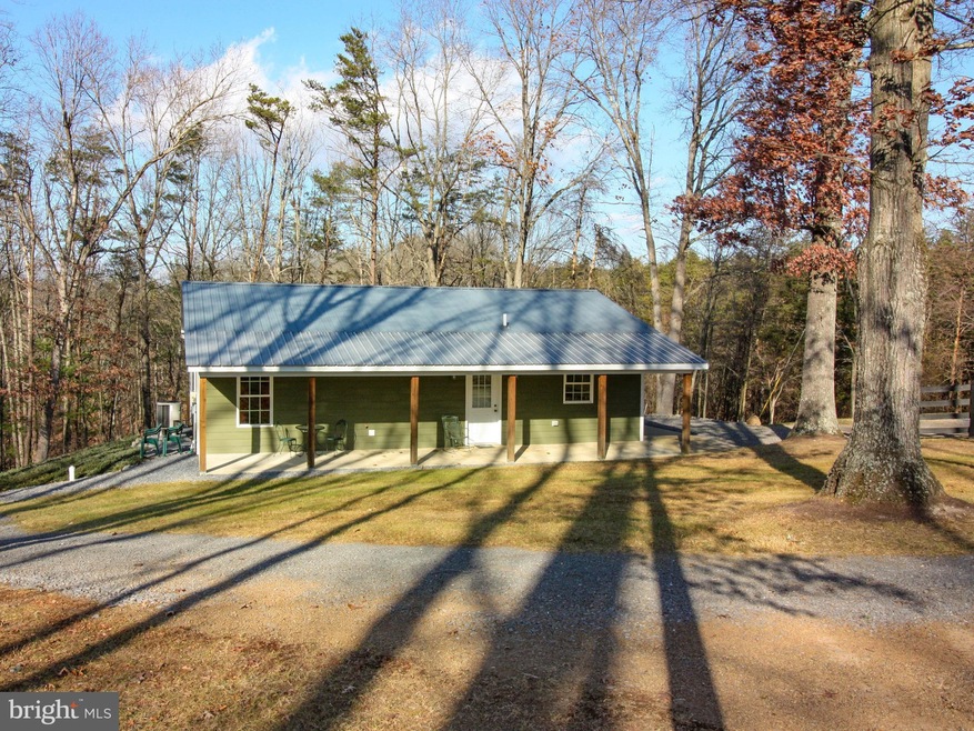 180 Tapestry Ln, Winchester, VA 22603 - photo 1