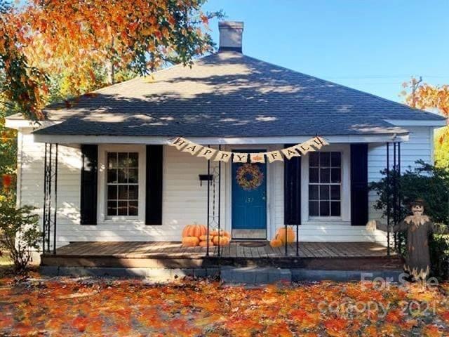 virtual staging of front