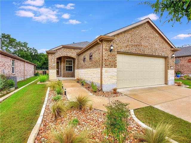 This exceptionally maintained and move-in ready Taft Street plan home in Sun City includes a July 2020 roof!