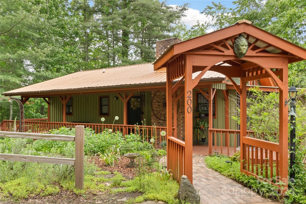 200 River Ridge Dr, Burnsville, NC 28714 - photo 1