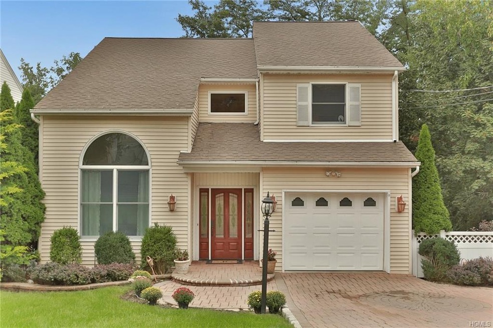 127 Fairfax Ave, Hawthorne, NY 10532 - photo 1