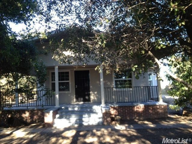 20518 N Highway 99, Acampo, CA 95220 - photo 1