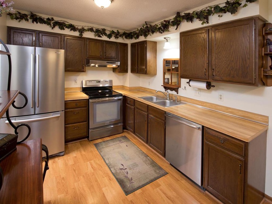 Spacious Kitchen with stainless steel Appliances