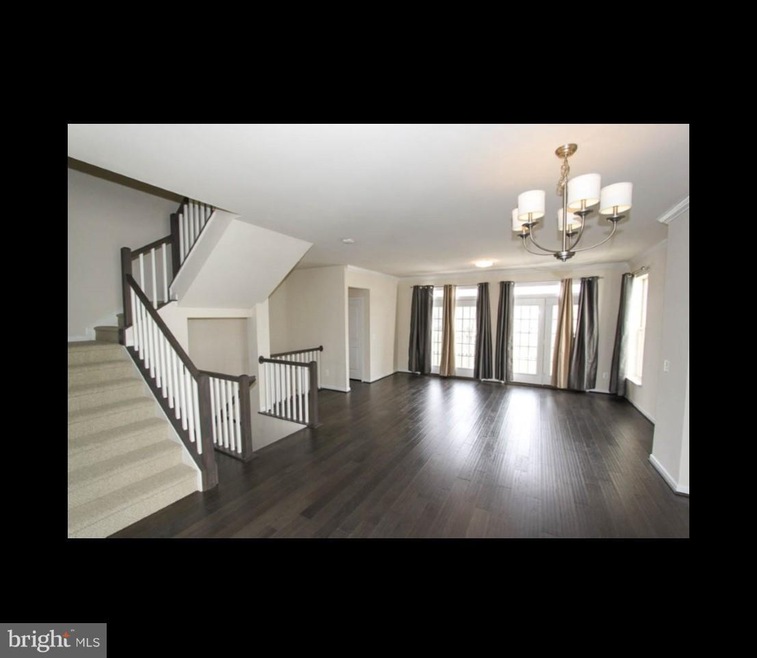 25298 Arrowroot Terrace, Chantilly, VA 20152 - photo 1