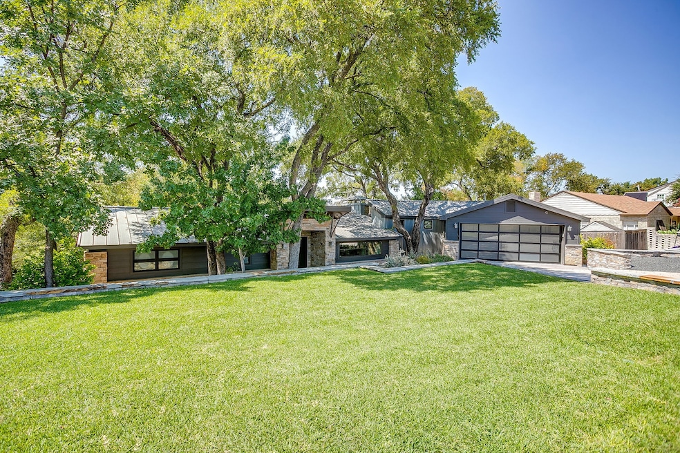 Under Contract $1,100,000