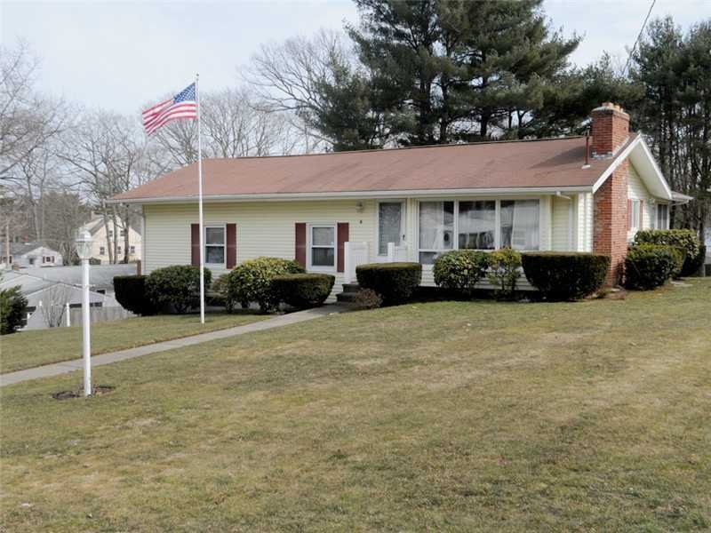 4 Fairview Dr, Greenville, RI 02828 - photo 1