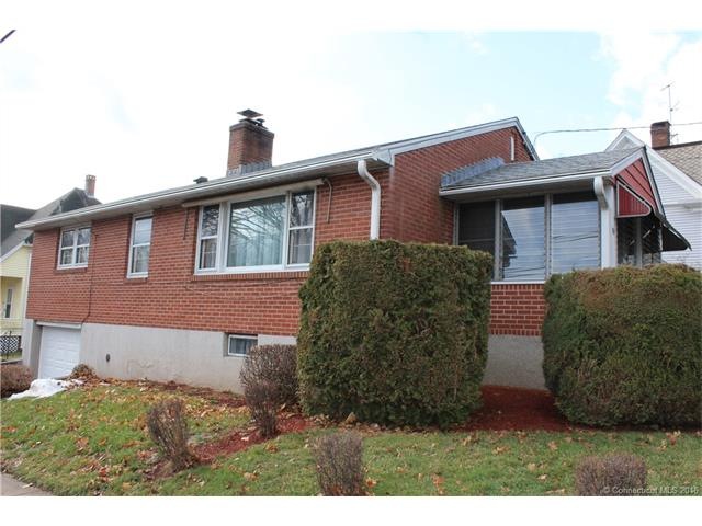 Great 2 bedroom brick ranch on a corner lot. 10 x 