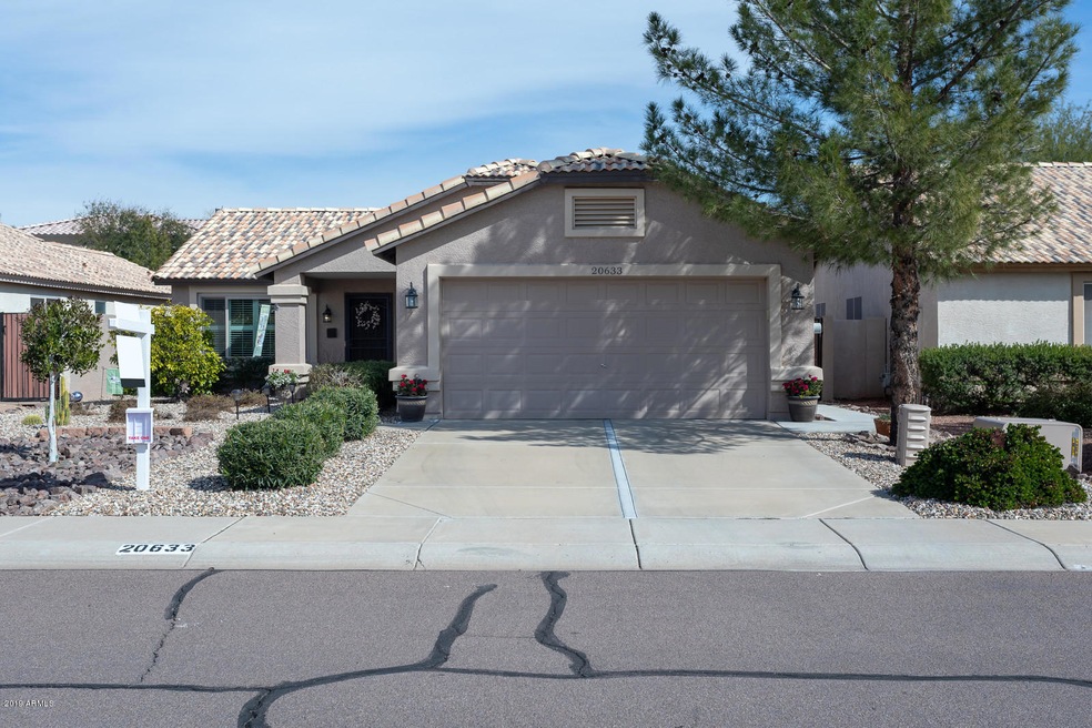 01_20633_N_102nd_Ln__01_mls