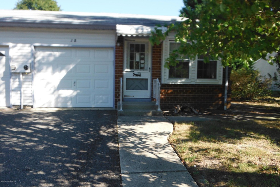 8b Birchwood Dr, Whiting, NJ 08759 - photo 1