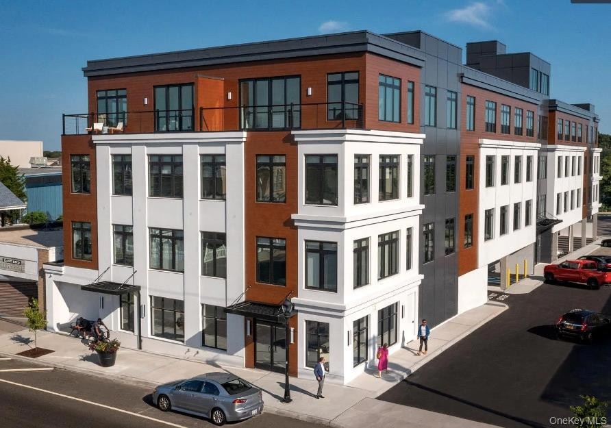 331 E Main St unit 204, Riverhead, NY 11901 - photo 1