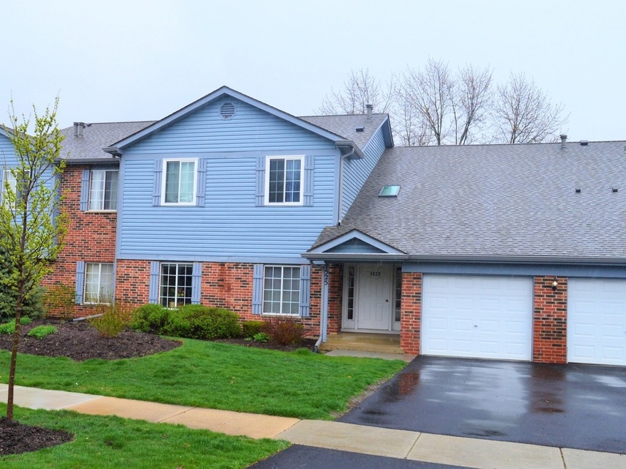 1525 Commodore Ct unit 5, Schaumburg, IL 60193 - photo 1
