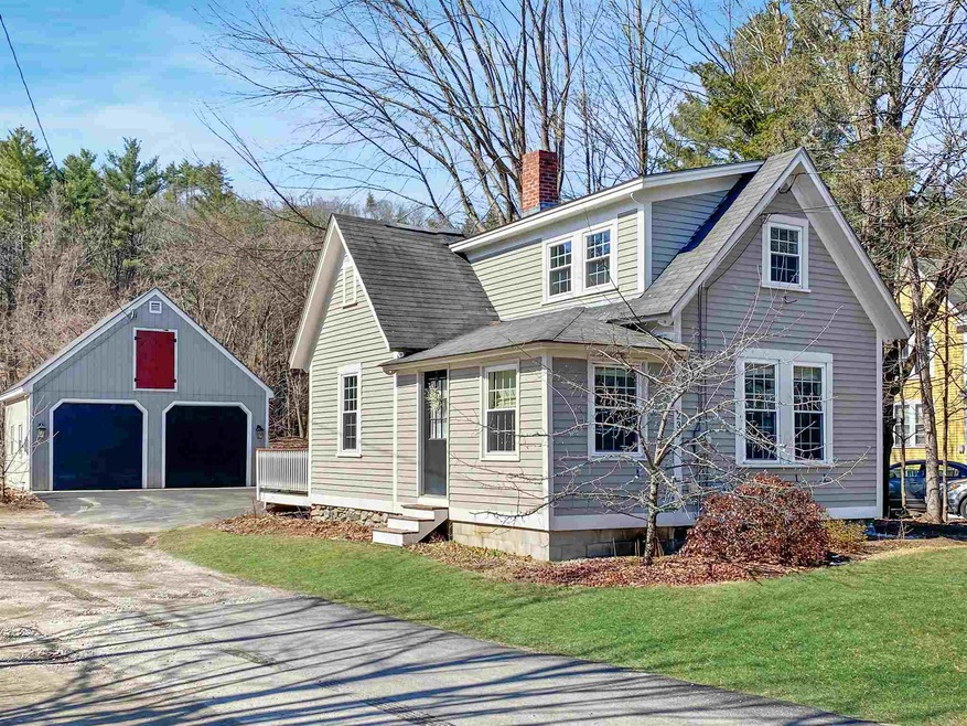 239 King St, Boscawen, NH 03303 - photo 1