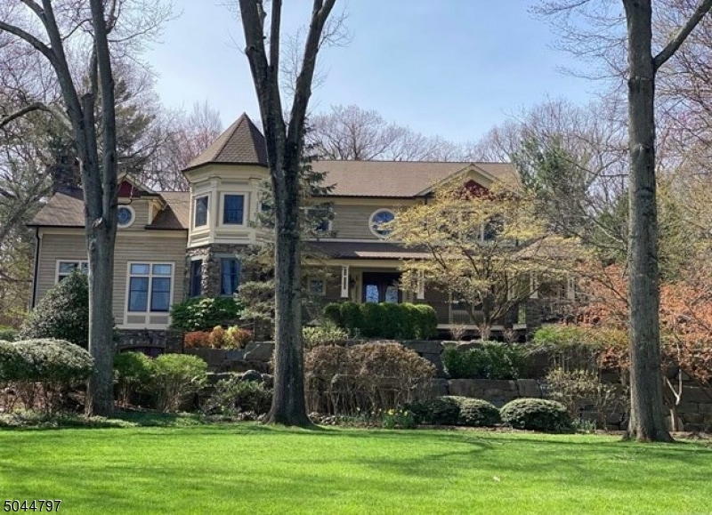 77 Vanderbeck Ln, Mahwah, NJ 07430 - photo 1