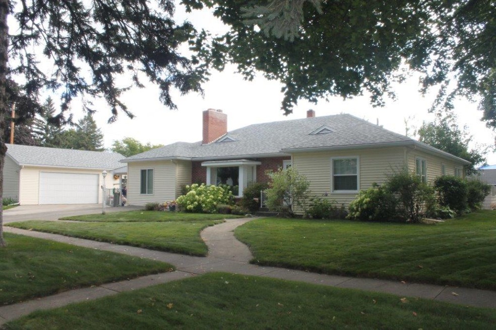 124 12th St E, Kalispell, MT 59901 - photo 1
