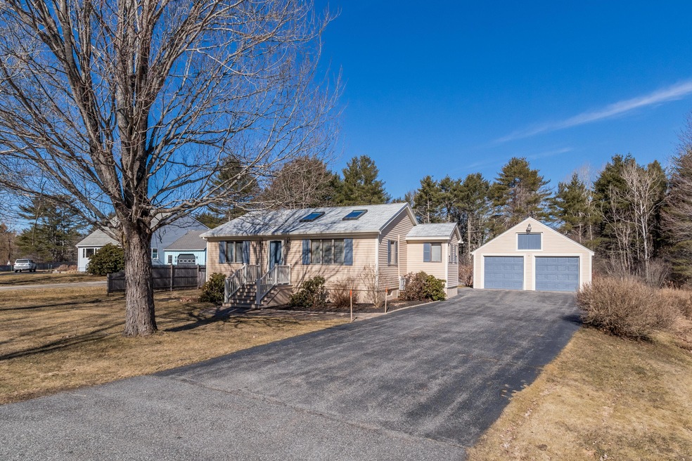 57 Burnell Dr, Yarmouth, ME 04096 - photo 1