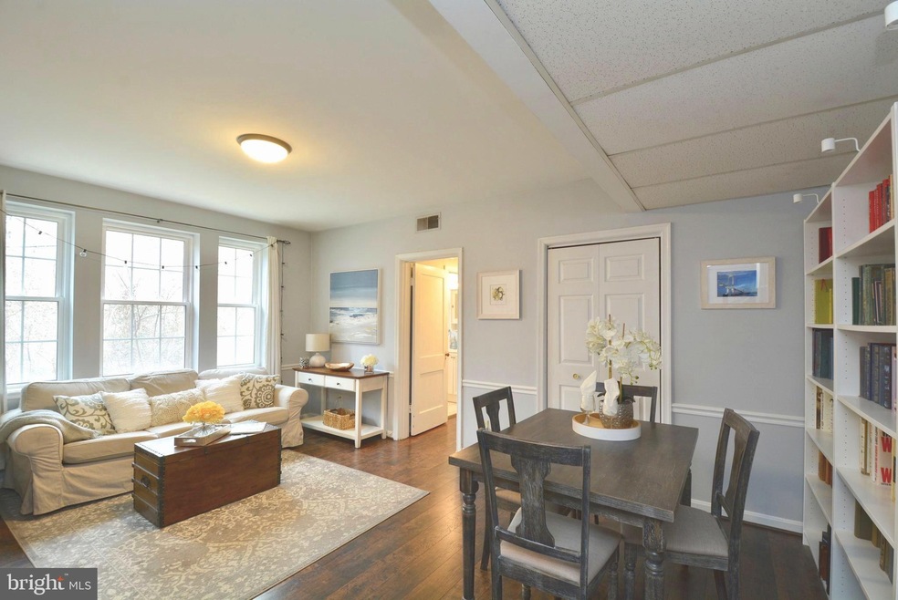 1909 N Rhodes St unit 22, Arlington, VA 22201 - photo 1