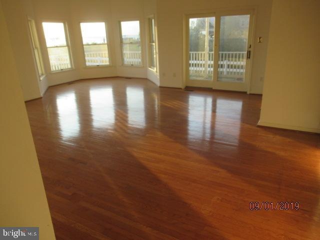 17760 Whitestone Dr, Tall Timbers, MD 20690 - photo 1