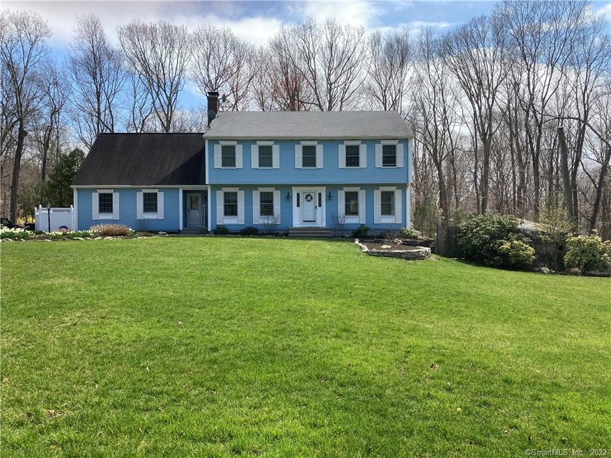 22 Hyde Park Dr, Gales Ferry, CT 06335 - photo 1