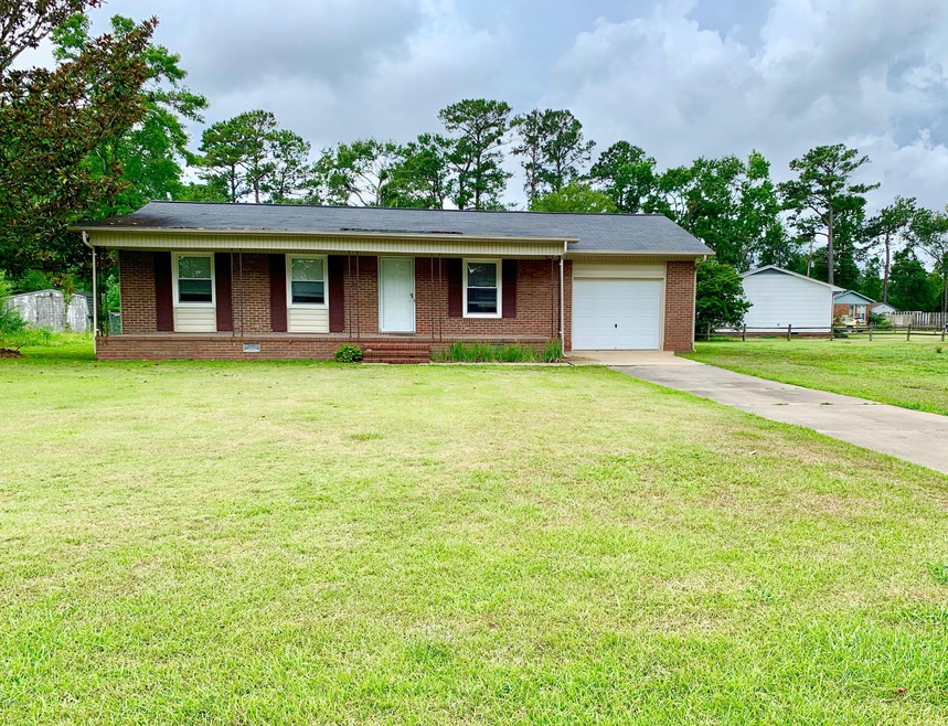 2529 Country Club Rd, Jacksonville, NC 28546 - photo 1