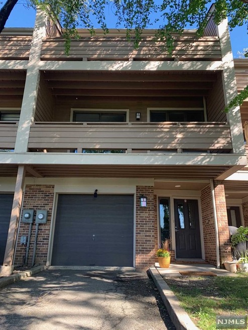 8 Maple St, Leonia, NJ 07605 - photo 1