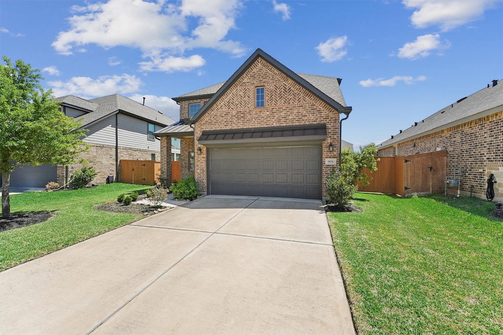 Sunterra Lifestyle: 4 Bed plus a Study in Amenity-