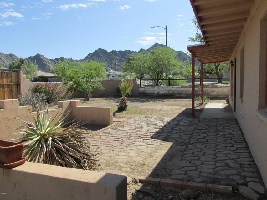 1445 E Hatcher Rd, Phoenix, AZ 85020 - photo 1