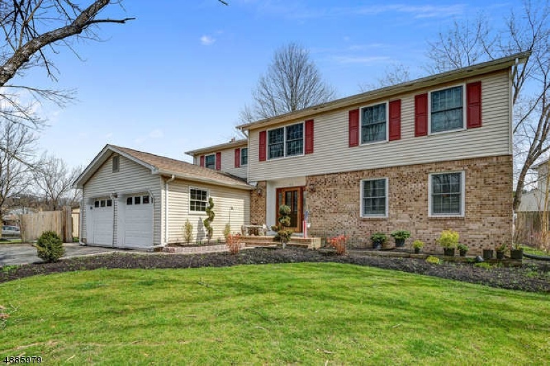 12 Junction Pond Ln, Monmouth Junction, NJ 08852 - photo 1