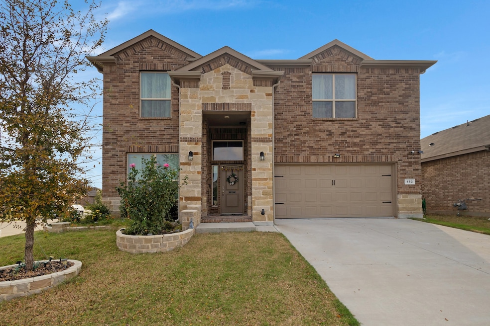852 Finchley Dr, Justin, TX 76247 - photo 1