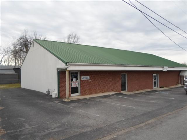 109 Noblitt St, Shelbyville, TN 37160 - photo 1