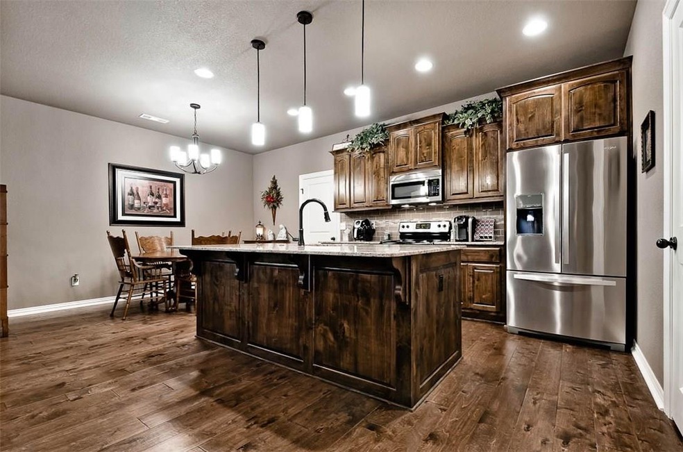 1140 Infantry Ln, Prairie Grove, AR 72753 - photo 1