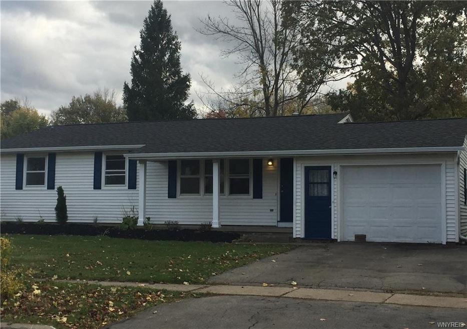 847 Remington Dr, North Tonawanda, NY 14120 - photo 1