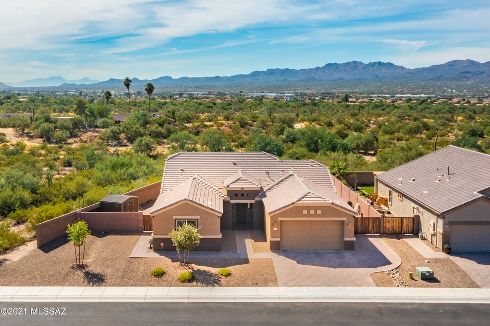 5525 W Jade Hollow Place - MLS Images-1