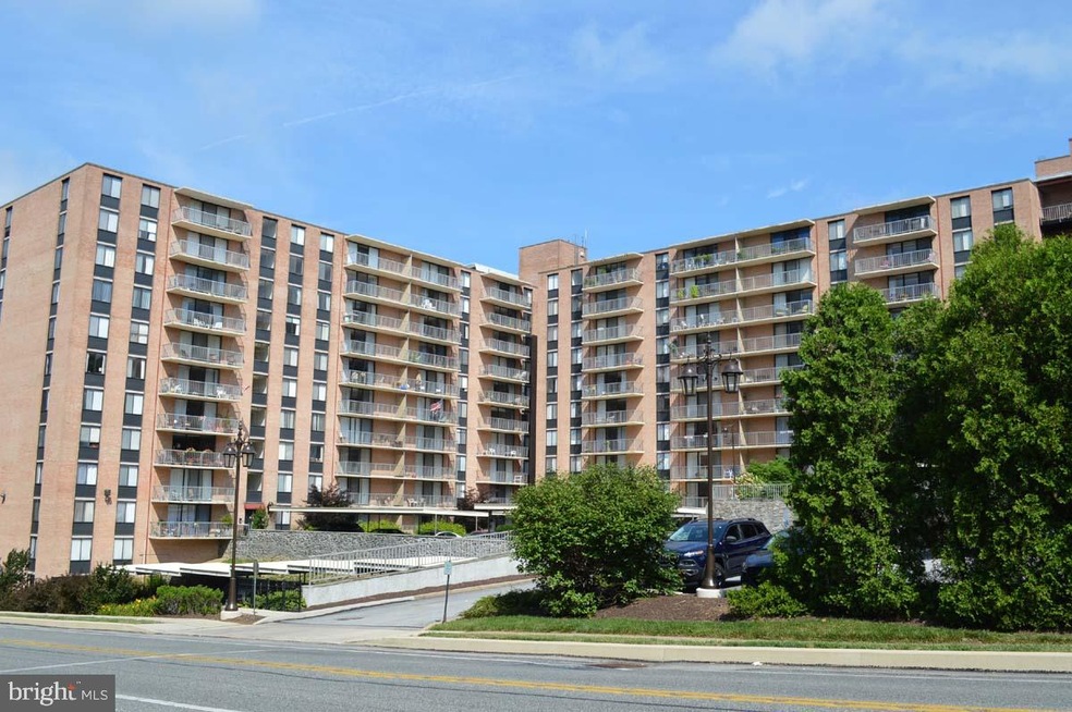 Strath Haven Condominiums unit 722, Swarthmore, PA 19081 - photo 1