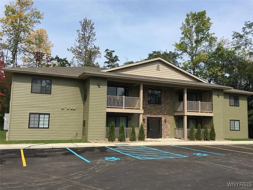 For Rent $1,595/month • Co-Listing Agent