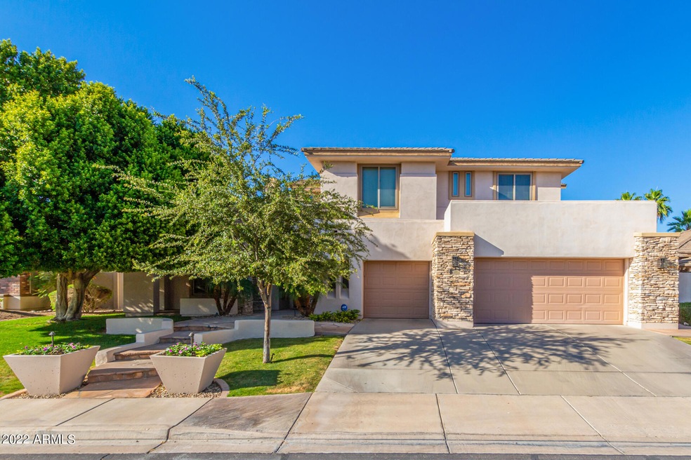 68 E Vinedo Ln, Tempe, AZ 85284 - photo 1