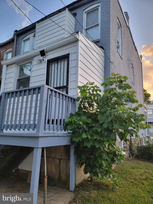 635 Linnard St, Baltimore, MD 21229 - photo 1