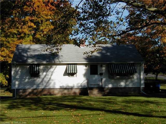 312 Willard Ave, Newington, CT 06111 - photo 1