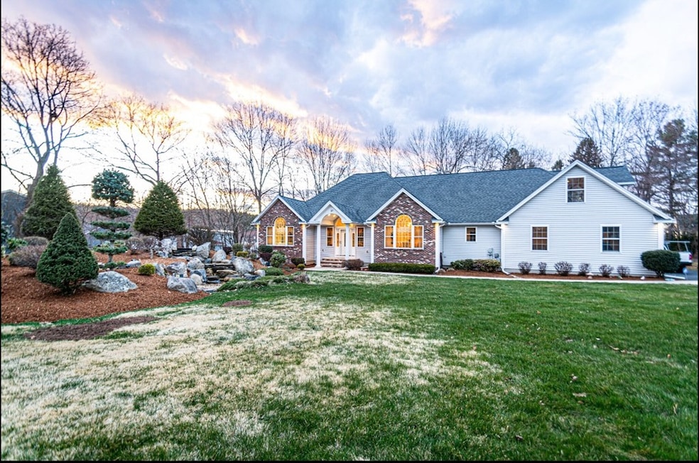 21 Davis Rd, Dracut, MA 01826 - photo 1