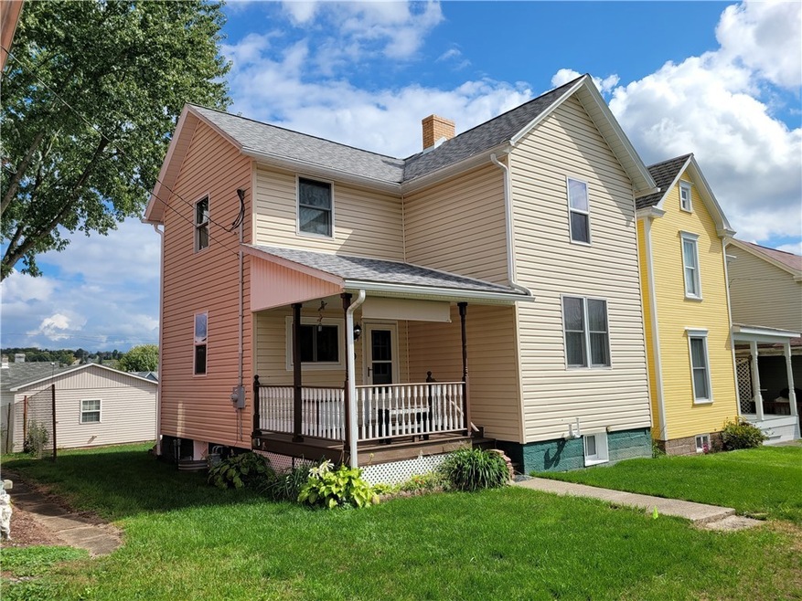 Meticulously maintained Home