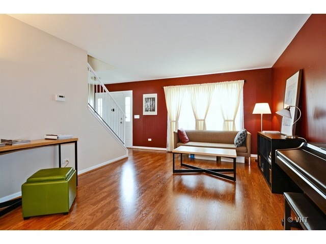 2827 Bluewater Cir, Naperville, IL 60564 - photo 1