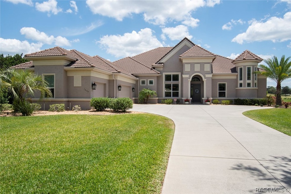 1679 N Eagle Ridge Path.