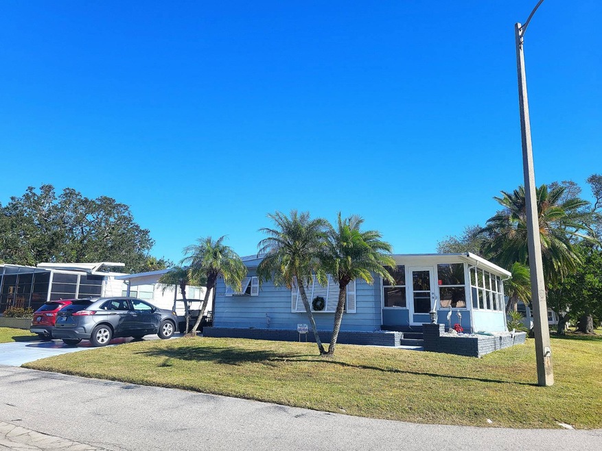 5722 Danbury Ln unit 110, Sarasota, FL 34233 - photo 1