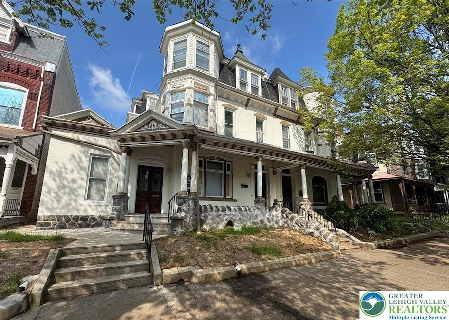 528 N 6th St unit 2, Allentown, PA 18102 - photo 1