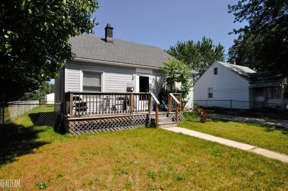 25170 Ford St, Roseville, MI 48066 - photo 1