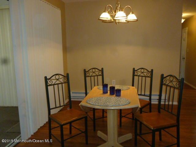 5 Pine Cluster Cir unit A, Manalapan, NJ 07726 - photo 1