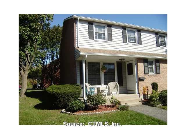 188 Penn Common, Milford, CT 06460 - photo 1