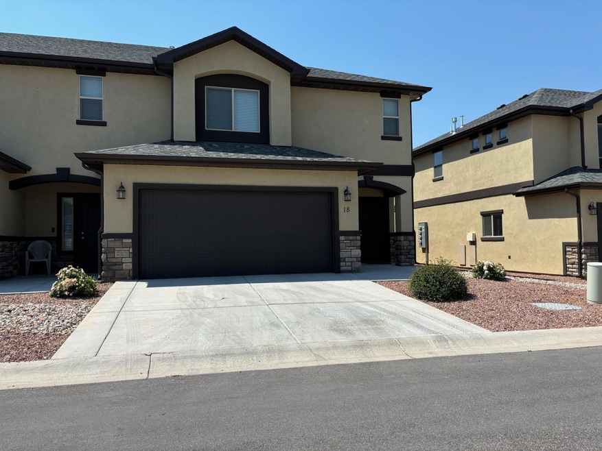 Shadow Ridge Townhomes