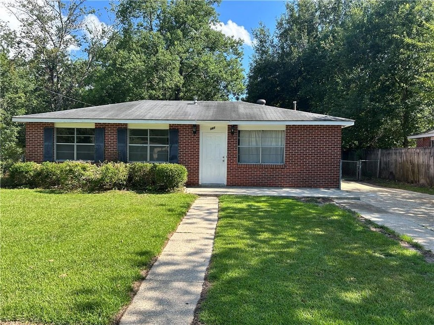 347 Oriole Dr, Slidell, LA 70458 - photo 1