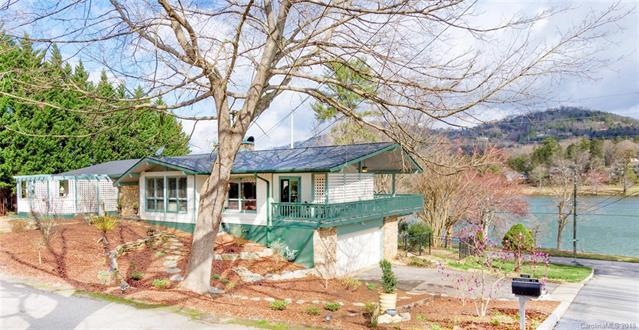 Magnificent mid-century custom lakefront home with