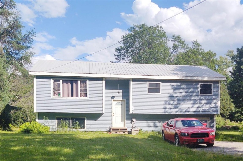 865 Main Rd, Huntington, VT 05462 - photo 1